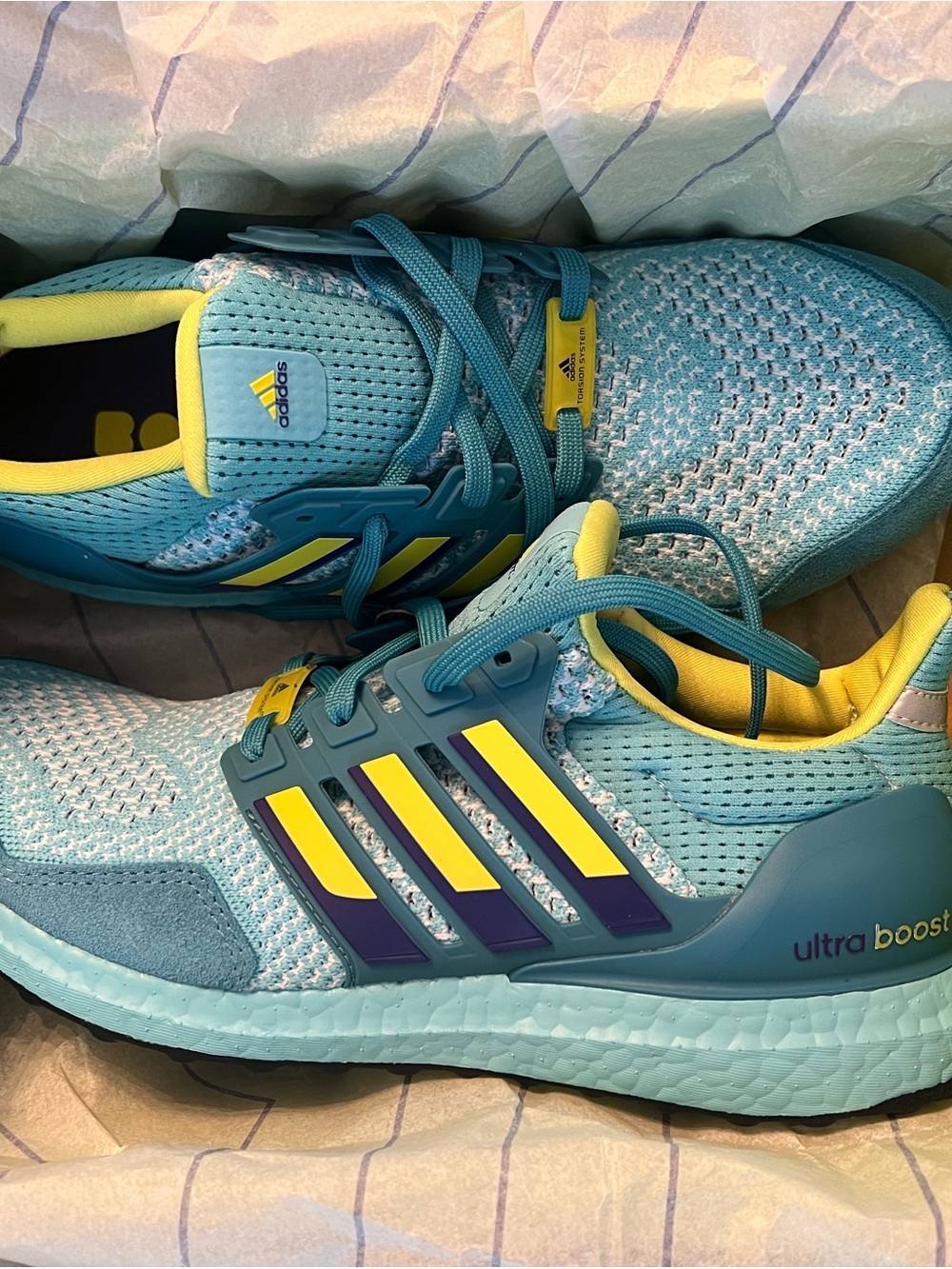 adidas Ultraboost DNA